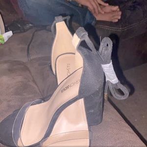 I order them a three days ago, They do not fit me so I’m selling them.